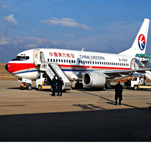 阿勒泰雪都机场快运航空快运业稳步发展的原因是什么？